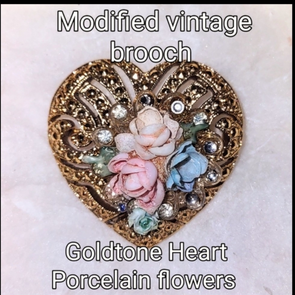 Gold Heart Pin w/Vintage Porcelain Flower Center